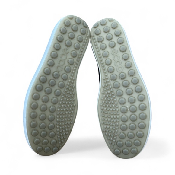 NWOT Ecco Soft 7 Women's Low Cut Zip Leather Nubuck Bootie Size 39. No Box. - Picture 6 of 6